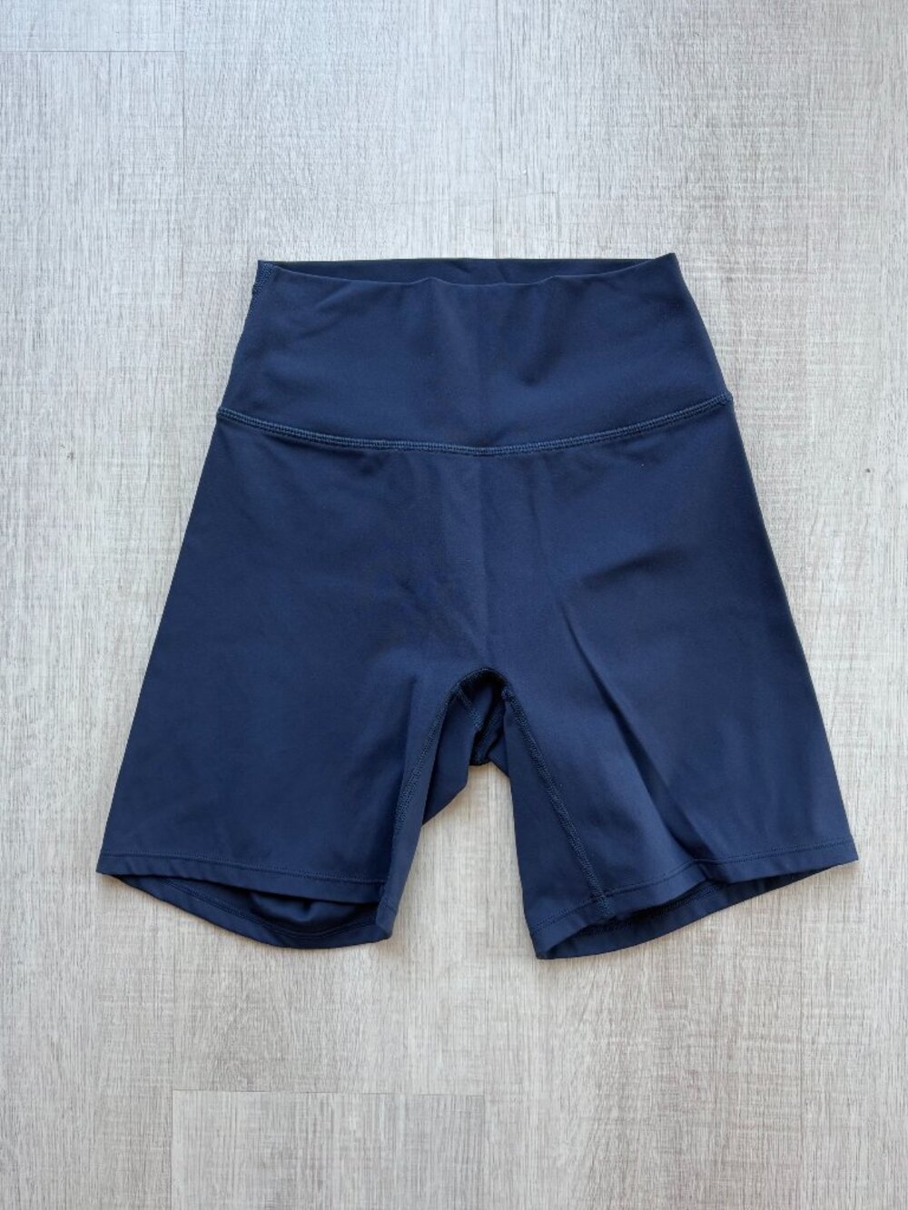 Aoxjox - Trinity Bike Shorts 6" inseam - Women Small - Navy Blue